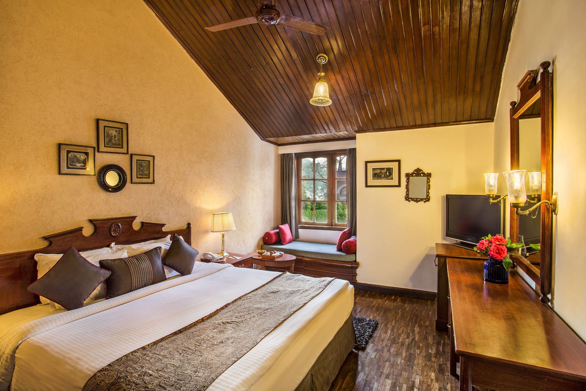 The Naini Retreat, Nainital By Leisure Hotels Eksteriør billede